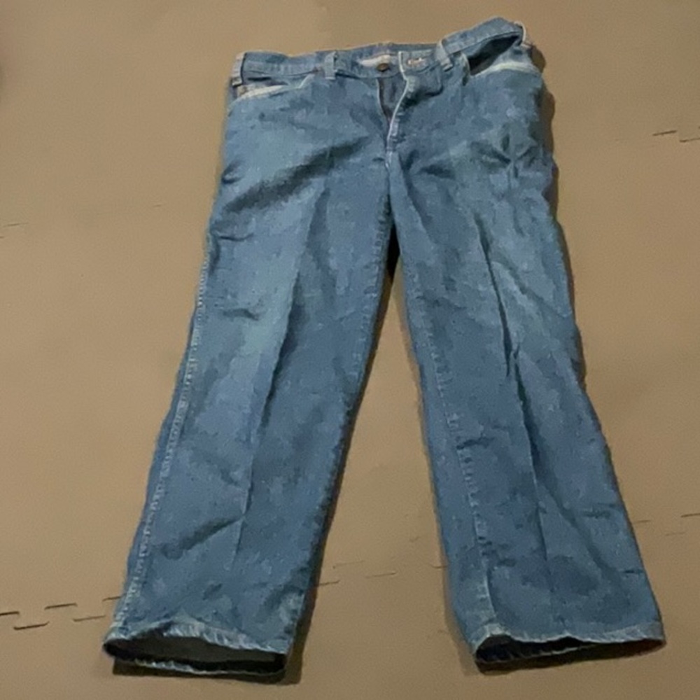 Blue Straight Leg Jeans with Classic Fit